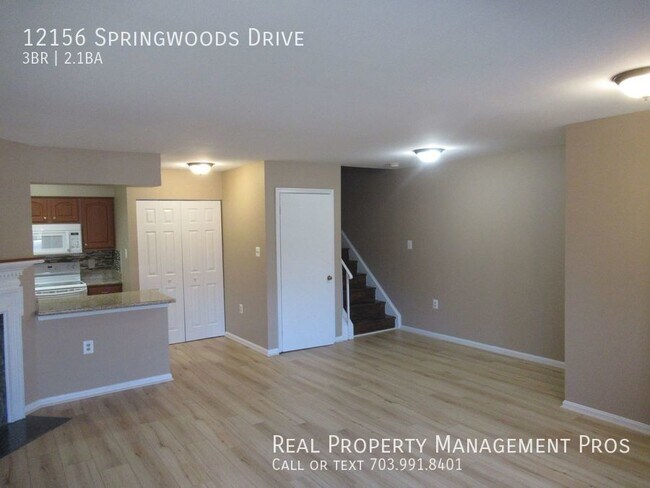 Building Photo - New Paint