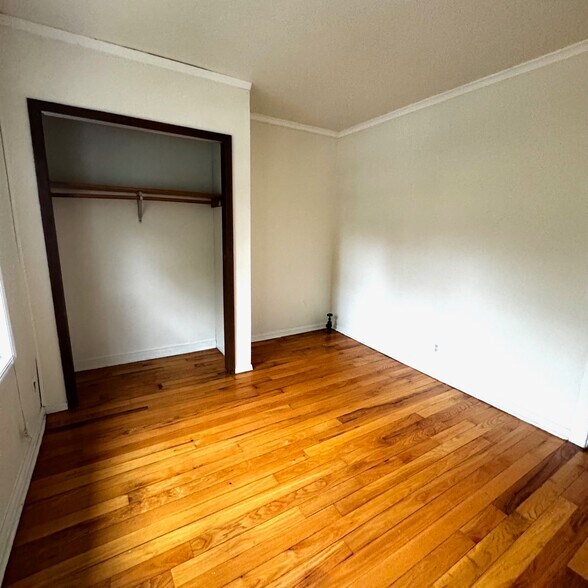 Building Photo - 115 n Hancock st