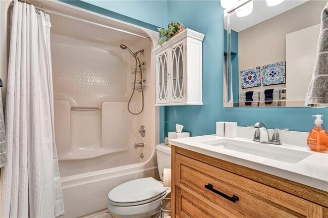 Building Photo - 606 Safe Harbor Cir