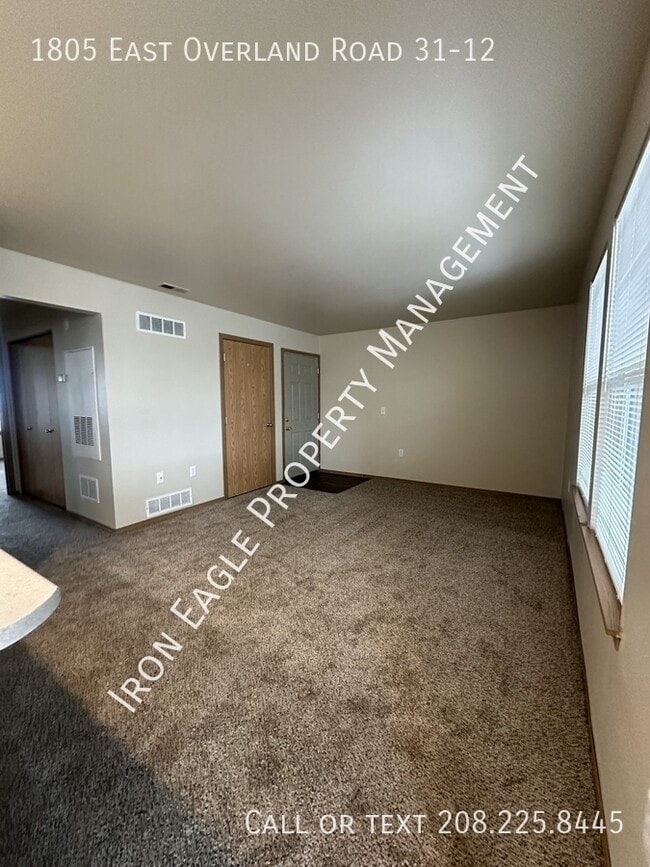 Building Photo - 1805 E Overland Rd