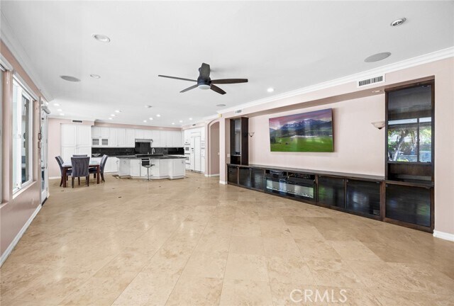 Building Photo - 996 N Antonio Cir