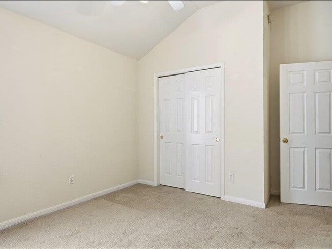 Building Photo - 1500 Ashberry Trail