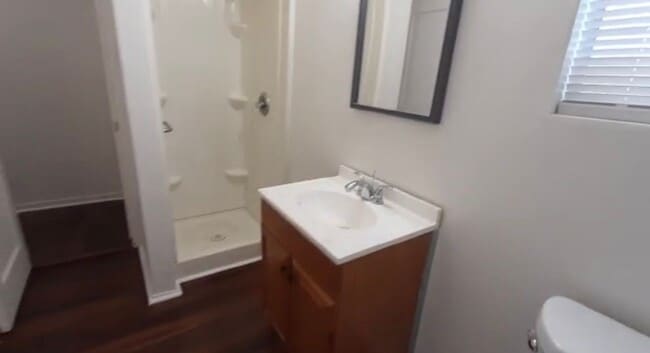 Building Photo - 2 Bedroom in Overton