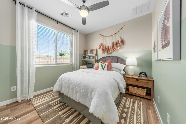 Building Photo - 6218 S 47th Ln