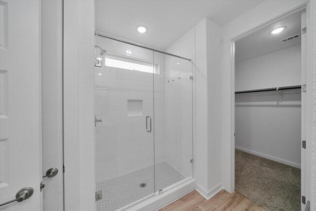 Building Photo - 316 Peace Pipe Way