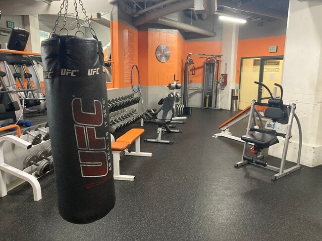 Building Photo - The Historic Elegance Meets Downtown Living @ El Cortez 1BR/1BA w/ parking