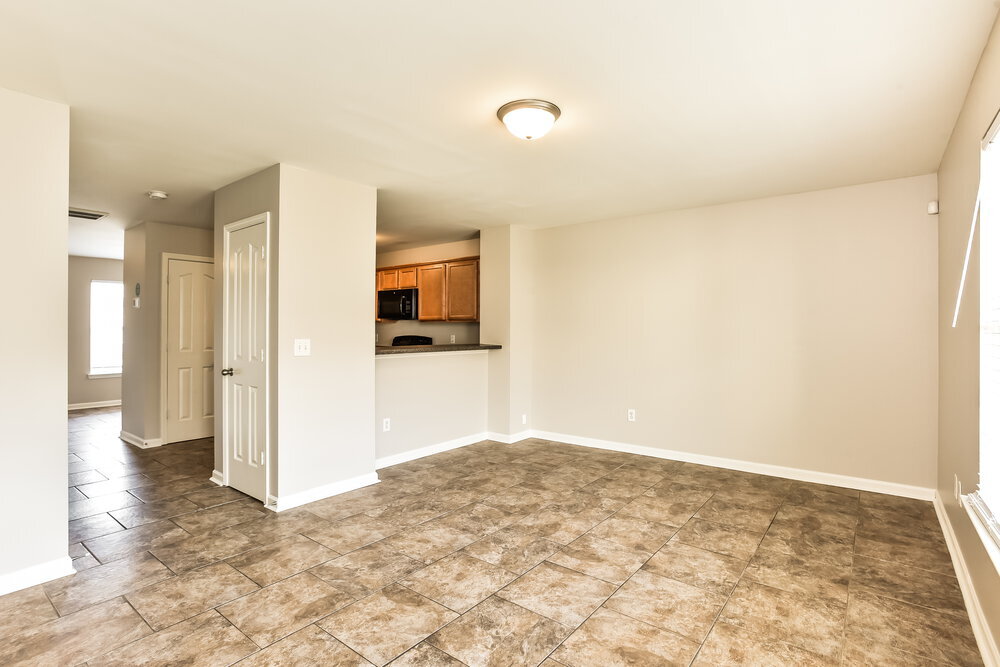 Building Photo - 8043 Logan Dr