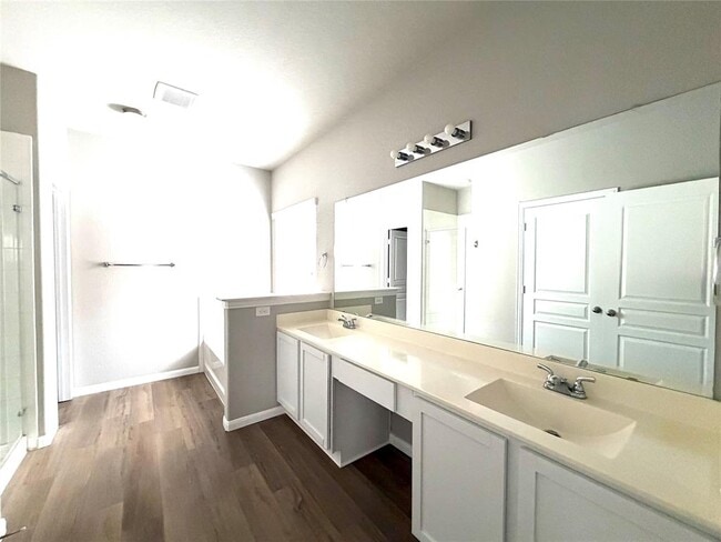 Building Photo - 17205 Borromeo Ave