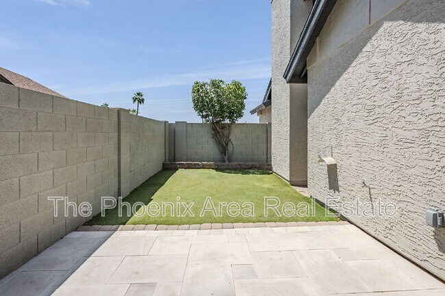 Building Photo - 3778 E Acoma Dr