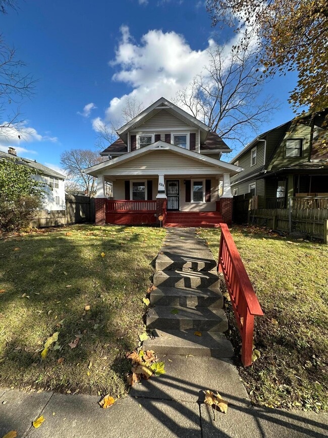 Building Photo - 1024 Miller Ave