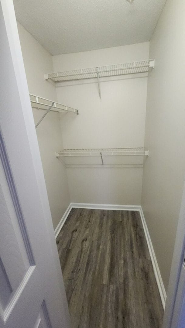 Building Photo - ****** $200 OFF FIRST FULL MONTH OF RENT ******