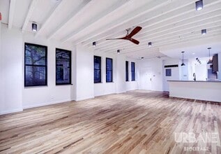 Building Photo - 4 bedroom in New York NY 10003