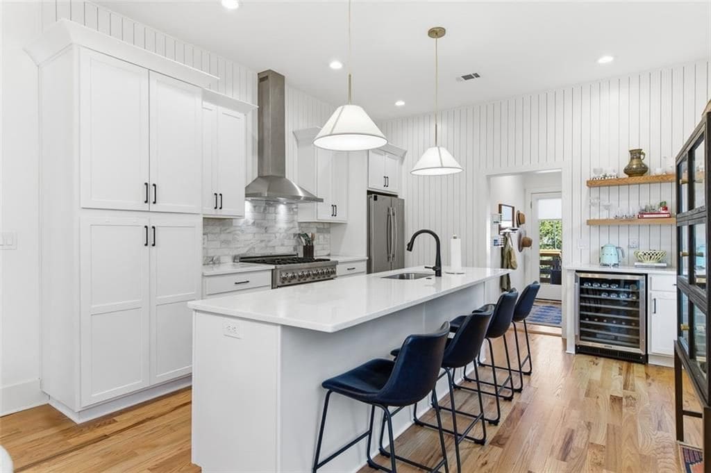 Building Photo - 1030 Kirkwood Ave SE