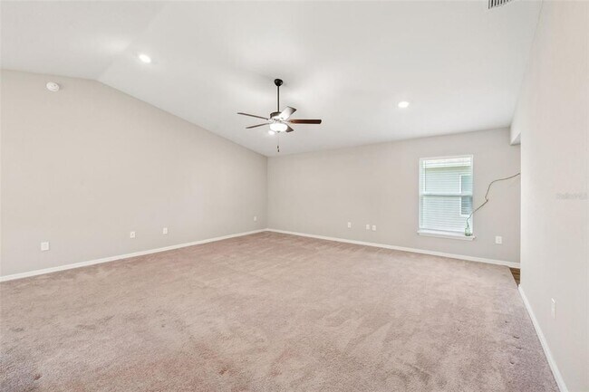 Building Photo - 35478 Bellington Blvd