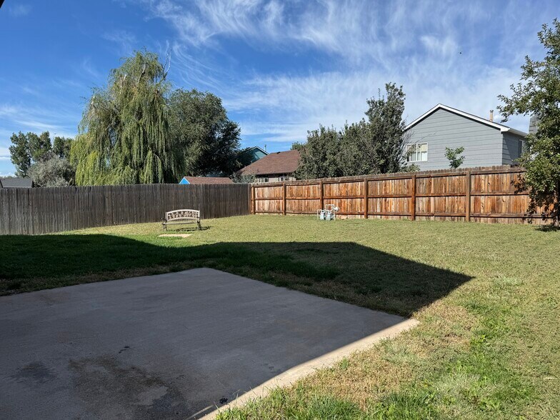 Building Photo - 879 Barn Owl Dr