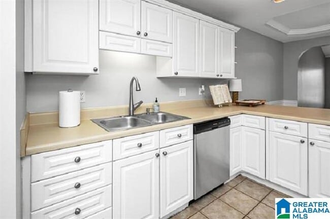 Building Photo - 106 Hidden Creek Cove