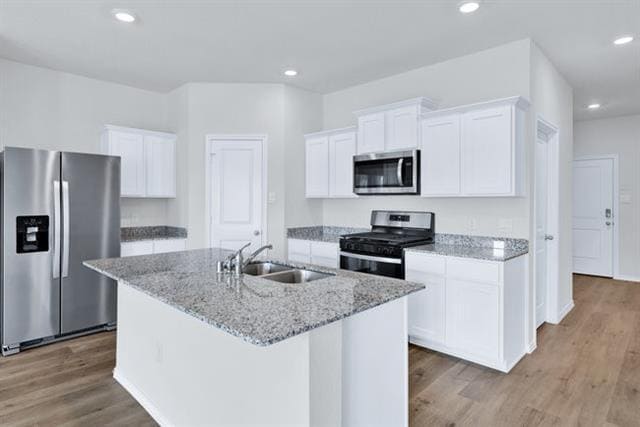 Building Photo - 1450 Saddlehorn Dr