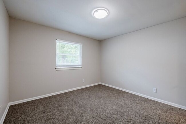 Building Photo - SPRING MOVE-IN SPECIAL - Reduced Rates on ALL Floorplans + Apply & Receive Approval by 02/28/26 e...