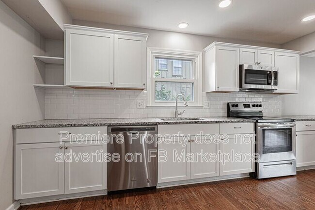 Building Photo - 10727 W 101st Terrace