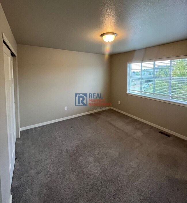 Building Photo - 3837 Peach St