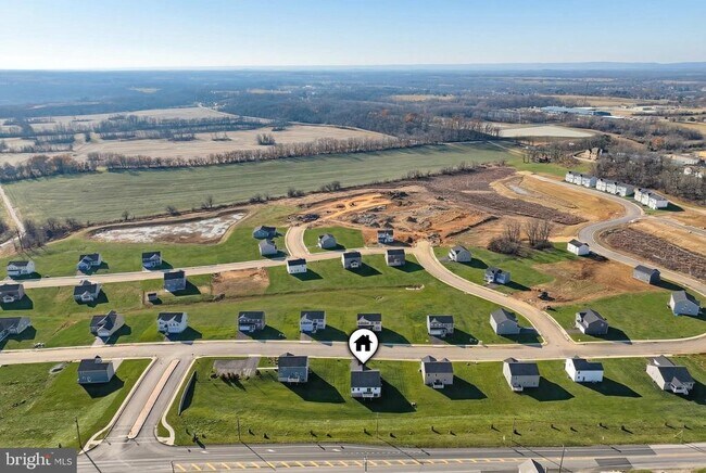 Building Photo - 77 Summerfield Dr