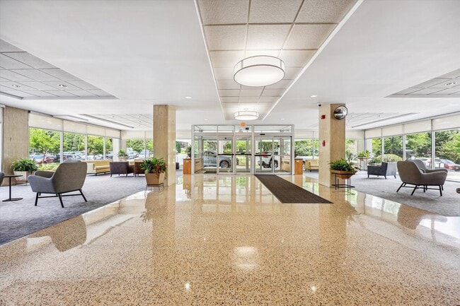 Building Photo - 10500 Rockville Pike