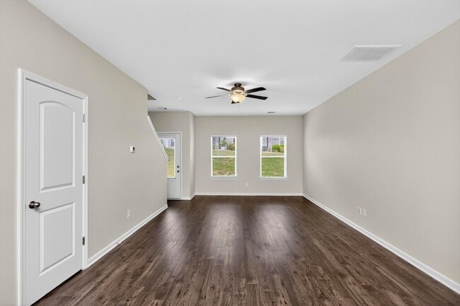 Building Photo - 1023 Glen Marcus Dr