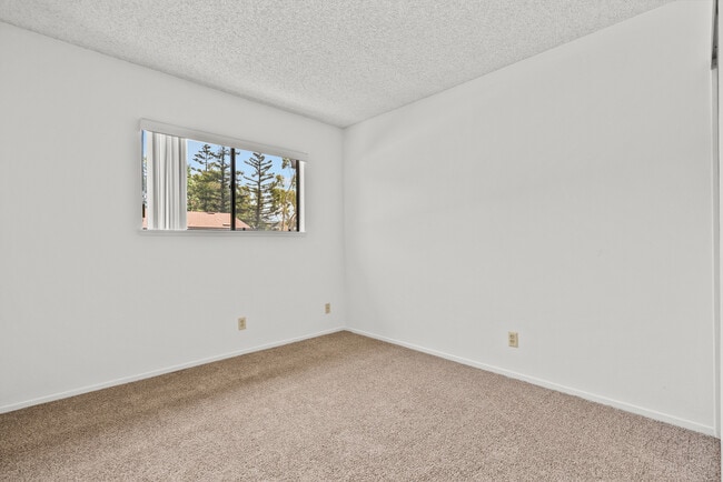 Building Photo - 14456 Foothill Blvd