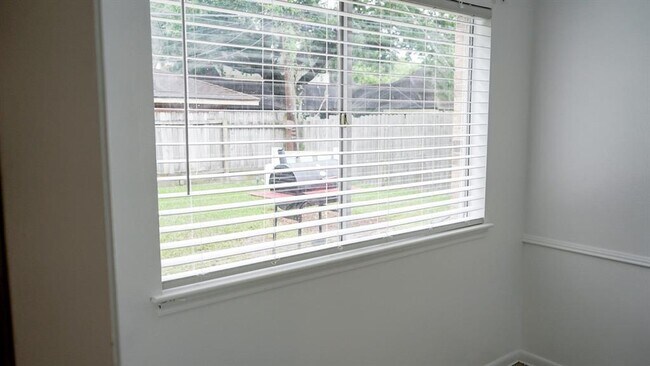 Building Photo - 6708 Biggs Ct