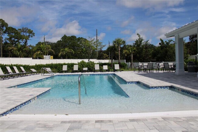 Building Photo - 4083 Via Sienna Cir
