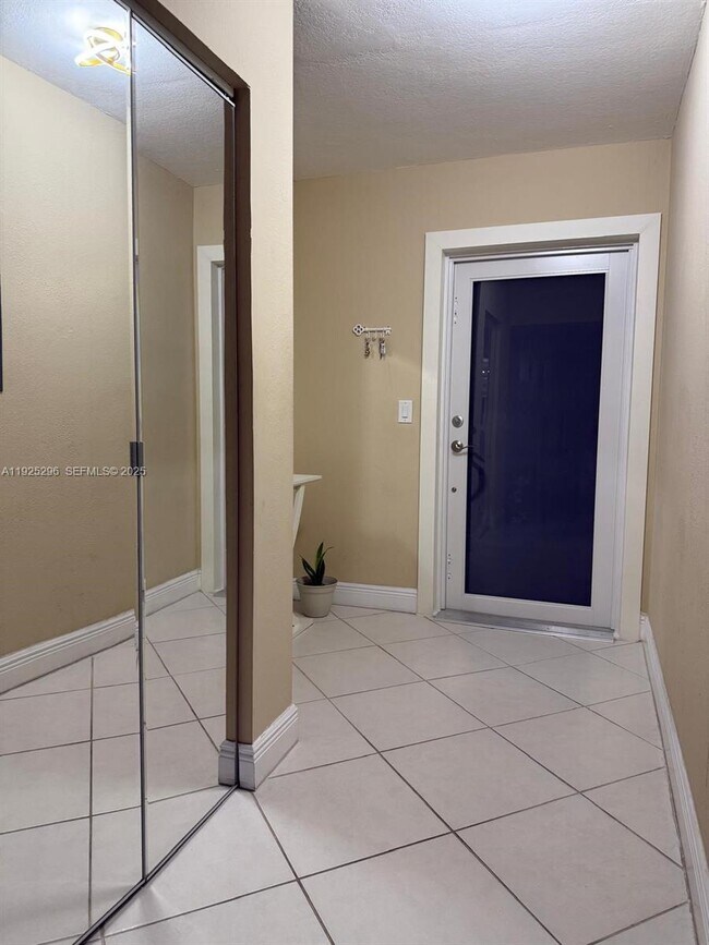 Building Photo - 1470 NW 80th Ave