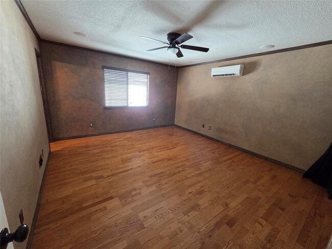 Building Photo - 225 Spring Branch Loop