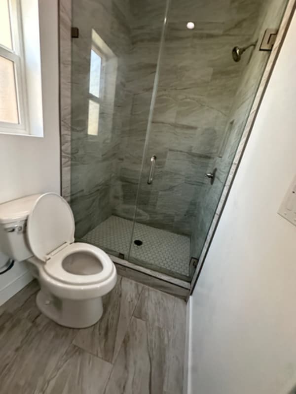 Building Photo - 1031 E Cruces St