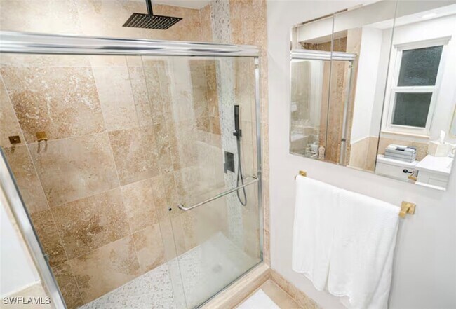 Building Photo - 2392 Clipper Way
