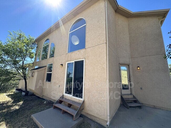 Building Photo - 19120 Pinon Park Rd