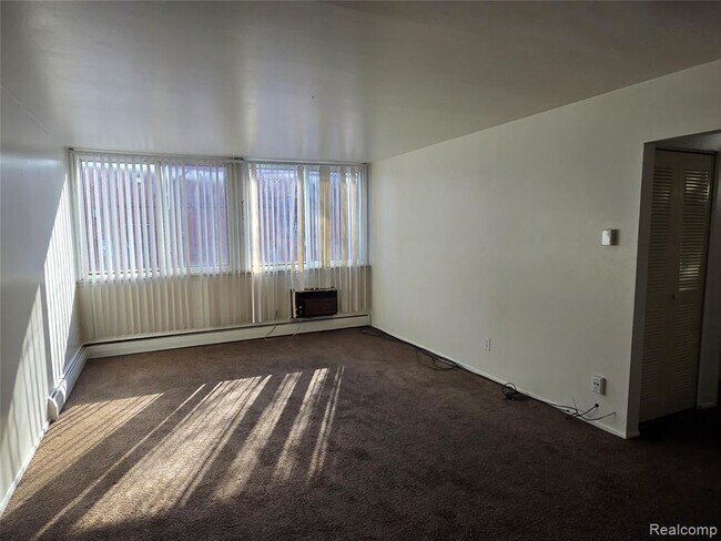 Building Photo - 19131 Lahser Rd