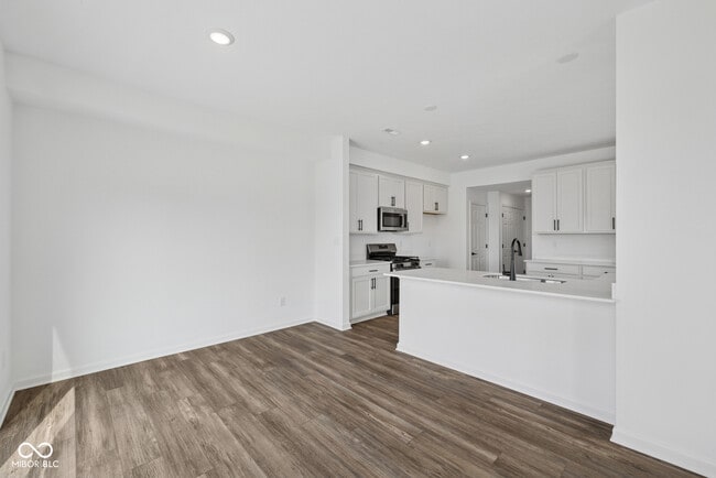 Building Photo - 12607 Cattle Rdg Dr