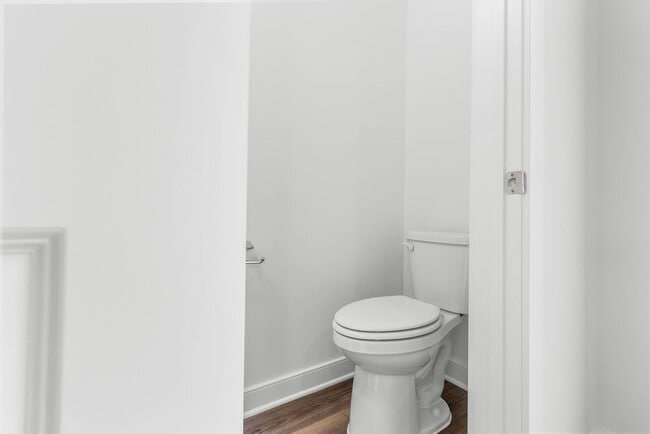 Building Photo - Rent – Brand New Townhome in the Watershed Community