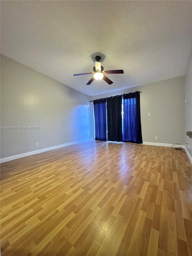 Building Photo - 4952 N Hemingway Cir