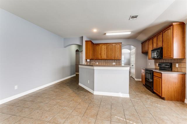 Building Photo - 4709 Brighton Dr