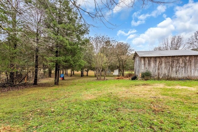 Building Photo - 2475 Rock Springs Cemetery Rd