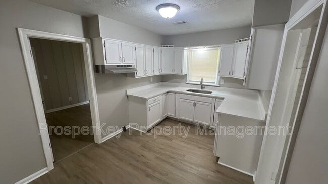 Building Photo - 4244 Murrelle St