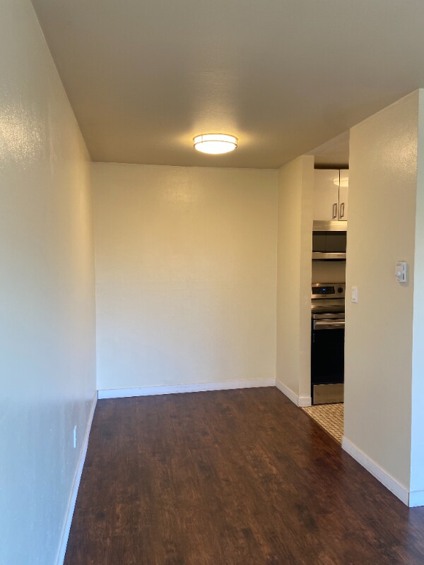 Building Photo - 1401 E Harrison St