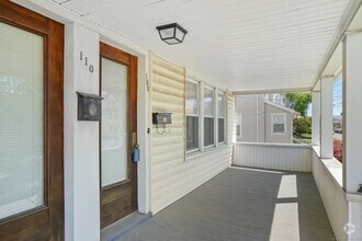 Building Photo - 108 Barnum Ter