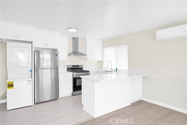 Building Photo - 213 Avenida Rosa