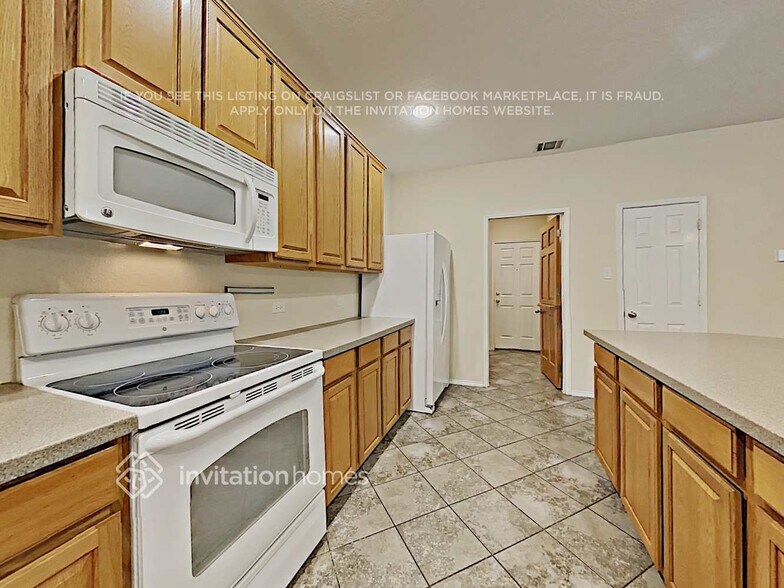 Building Photo - 3905 Ringdove Way