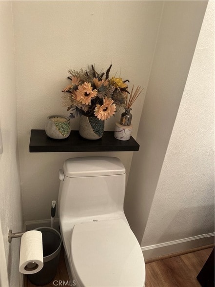 Building Photo - 2217 Vanderbilt Ln