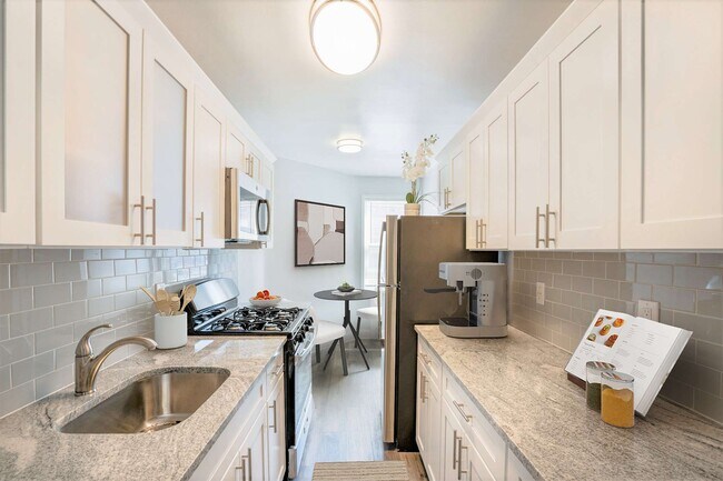 Building Photo - Bergen Apartments