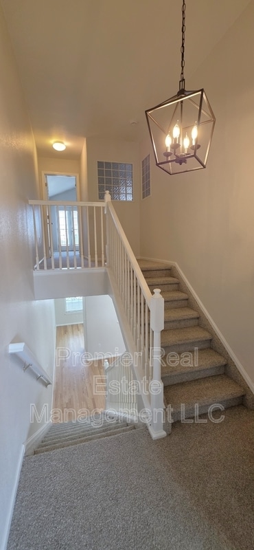 Building Photo - 1381 S Dayton Ct