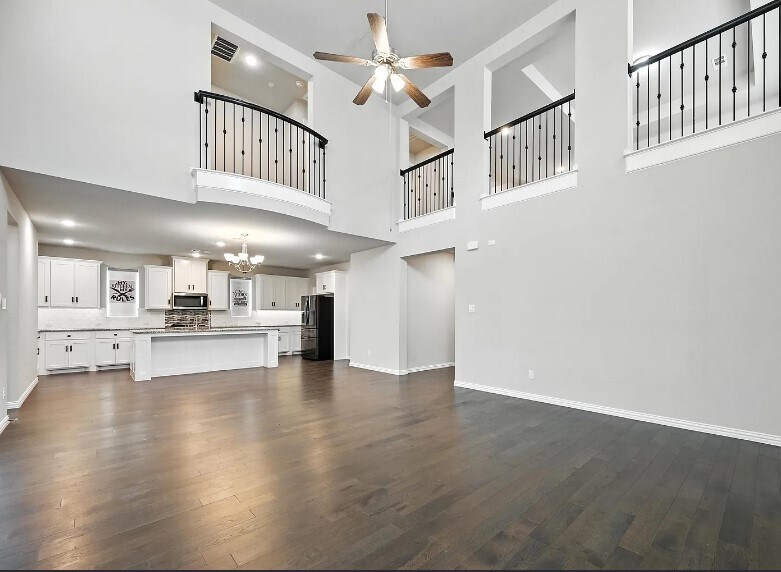 Building Photo - 12559 Ravine Creek Rd